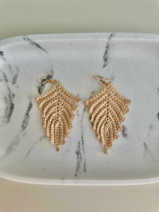 🪽🪽 náušnice Macrame 🪽🪽 290,- / €12 #macramedesign #hackovane #nausnice #rucnivyroba #dnesnosím #madeinmallorca #mallorca...